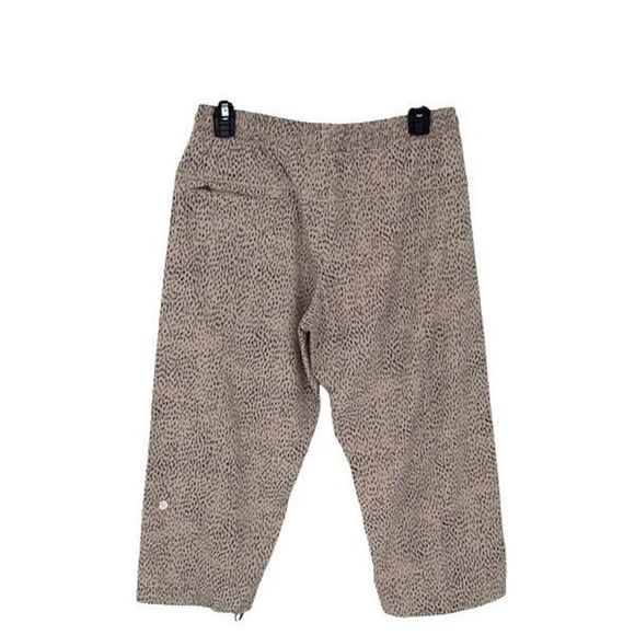 Lululemon Step Lively Crop in Dottie Dash Grain Black NWT Size 6‎ - Picture 5 of 11